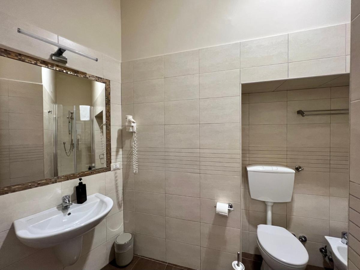 Be Your Home - Guest House Fuori Dal Porto Civitavecchia Ngoại thất bức ảnh